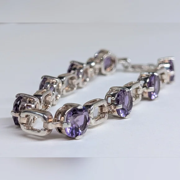 7.5" Sterling Silver Natural Amethyst 8.5mm Tennis Bracelet - Picture 3 of 9